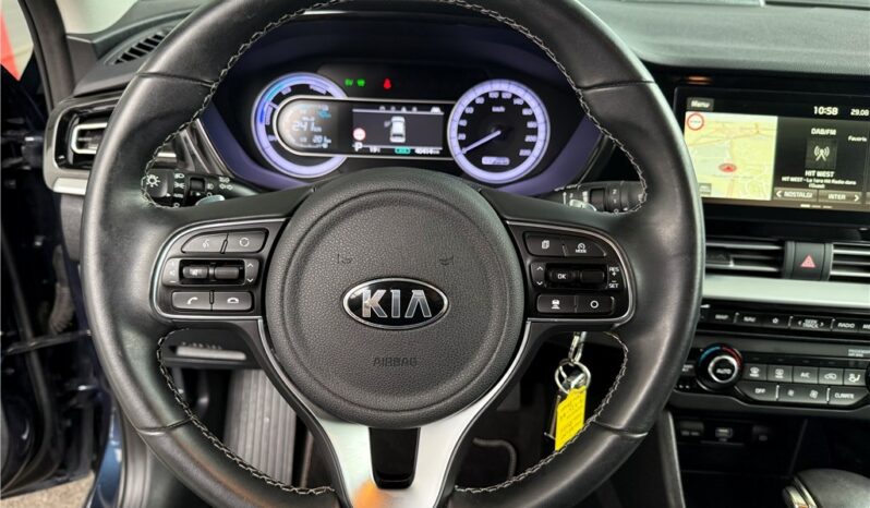 
								Kia Niro full									