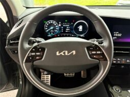 
										Kia Niro full									