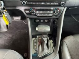
										Kia Niro full									