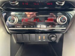 
										Mitsubishi Eclipse Cross full									