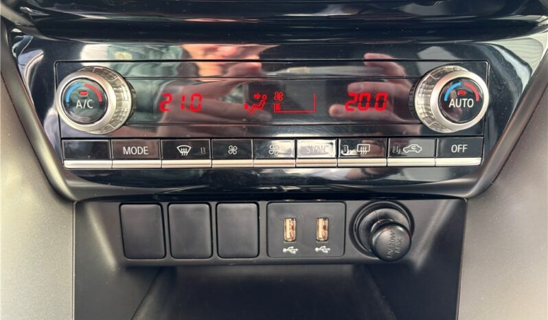 
								Mitsubishi Eclipse Cross full									