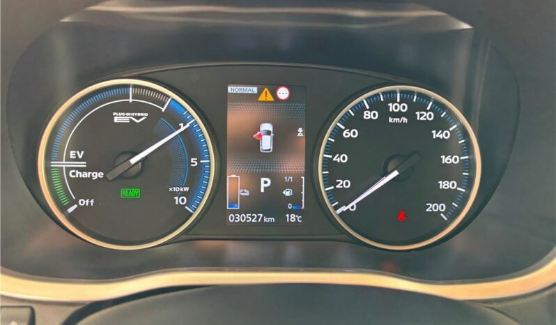 
								Mitsubishi Eclipse Cross full									