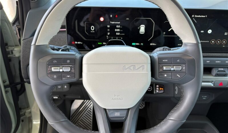 
								Kia EV3 full									