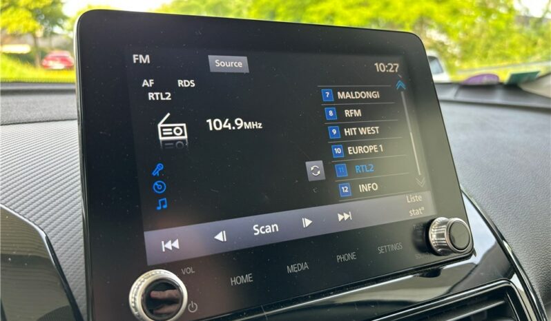 
								Mitsubishi Eclipse Cross full									