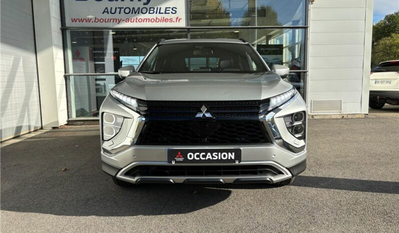 
								Mitsubishi Eclipse Cross full									