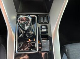 
										Mitsubishi Eclipse Cross full									