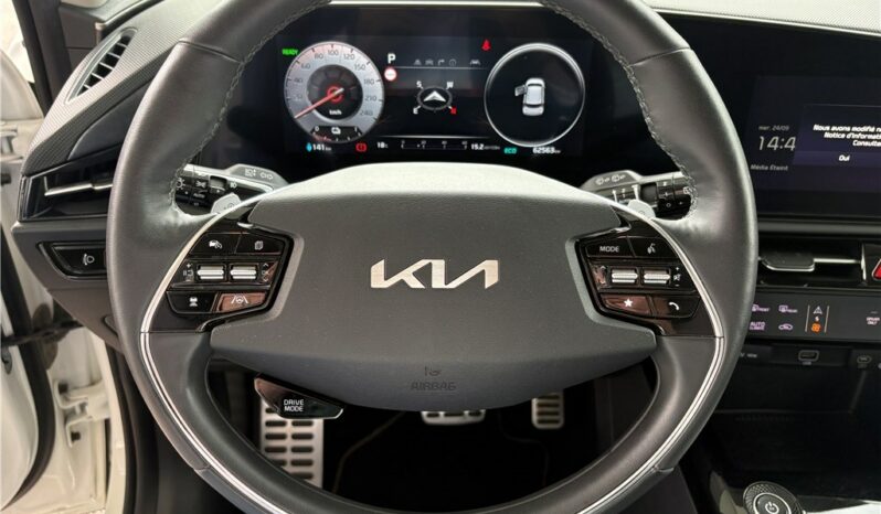 
								Kia Niro full									