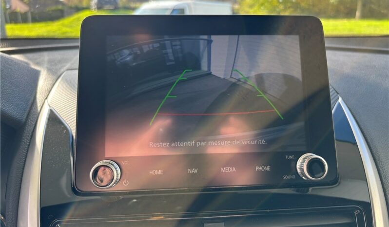 
								Mitsubishi Eclipse Cross full									