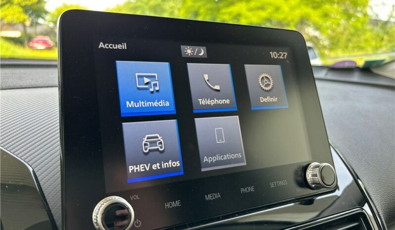 
								Mitsubishi Eclipse Cross full									