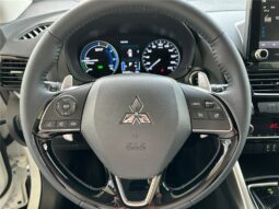 
										Mitsubishi Eclipse Cross full									