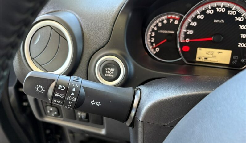 
								Mitsubishi Space Star full									