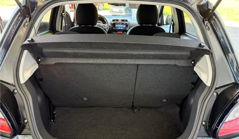 
								Mitsubishi Space Star full									