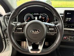 
										Kia CEED full									