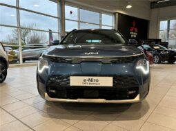 
										Kia Niro full									