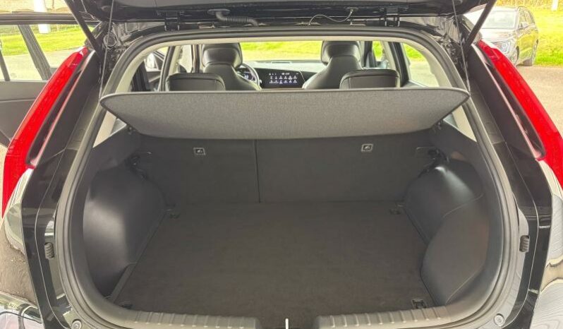 
								KIA Niro full									