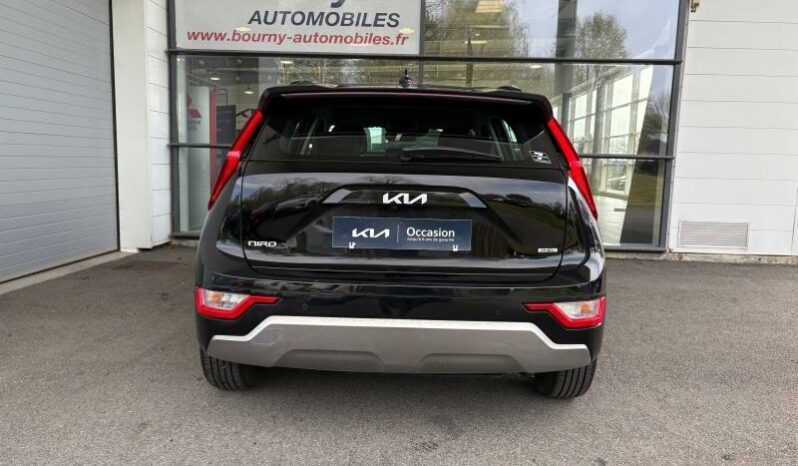 
								KIA Niro full									