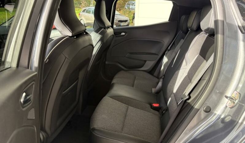 
								MITSUBISHI Colt full									