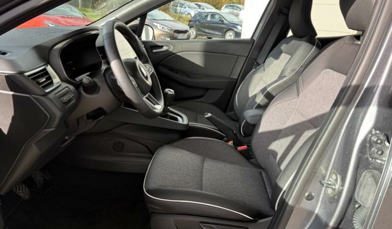 
								MITSUBISHI Colt full									