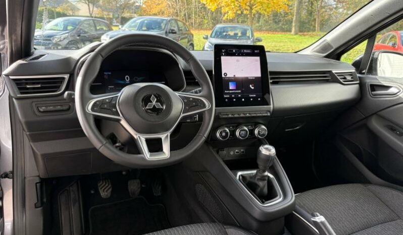 
								MITSUBISHI Colt full									