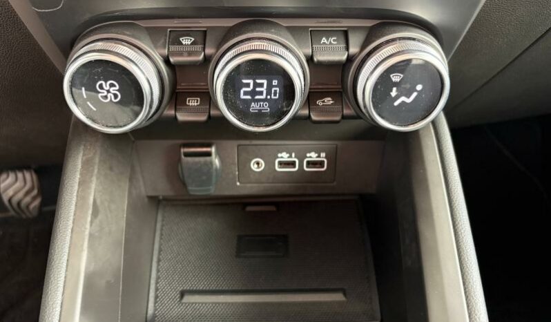 
								MITSUBISHI Colt full									