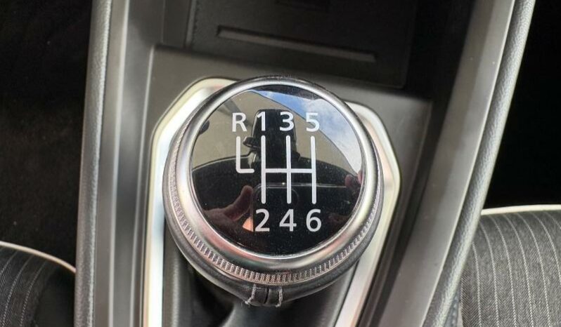 
								MITSUBISHI Colt full									