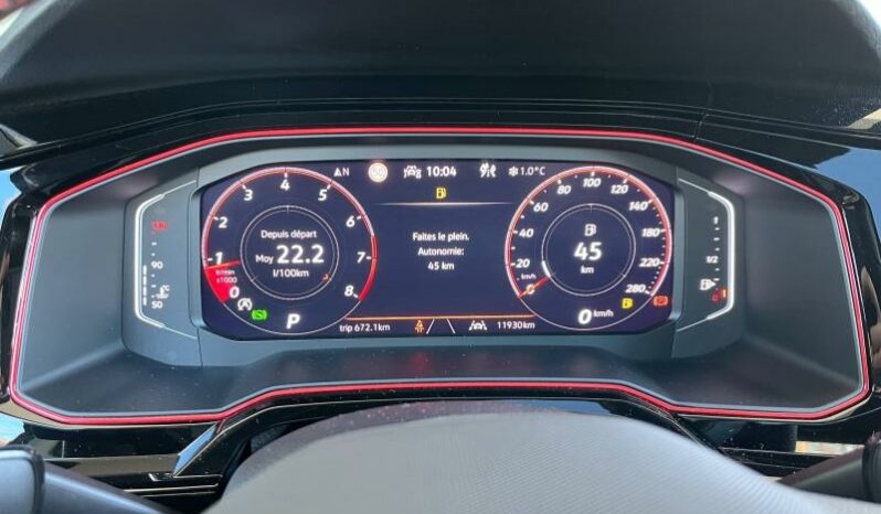 
								VOLKSWAGEN Polo full									