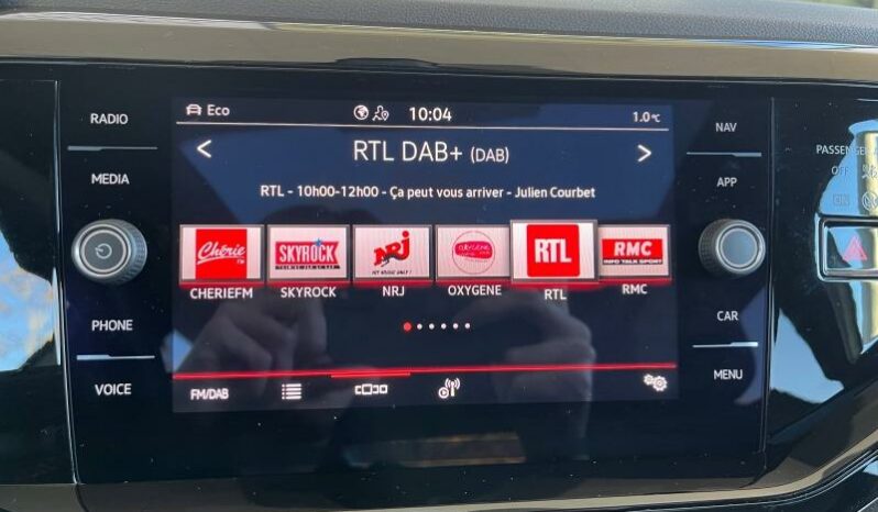 
								VOLKSWAGEN Polo full									