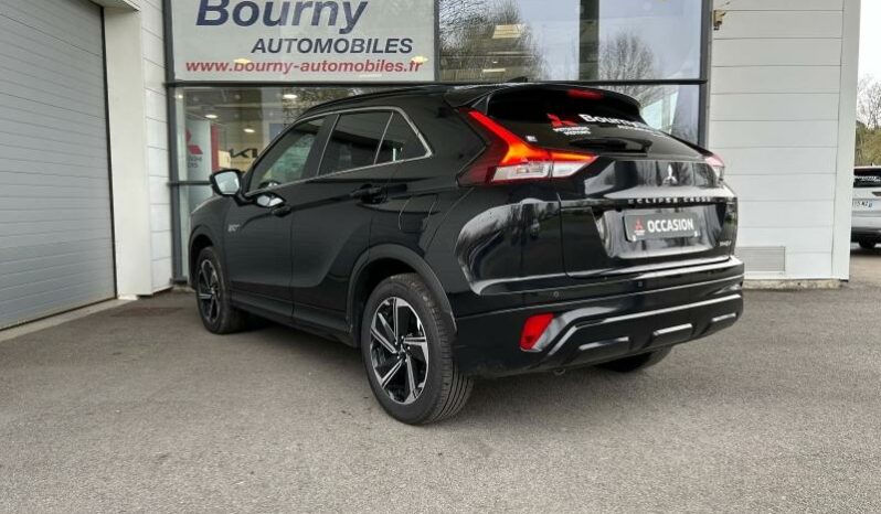 
								MITSUBISHI Eclipse Cross full									