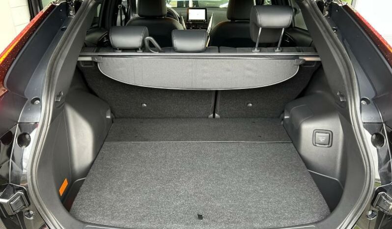 
								MITSUBISHI Eclipse Cross full									