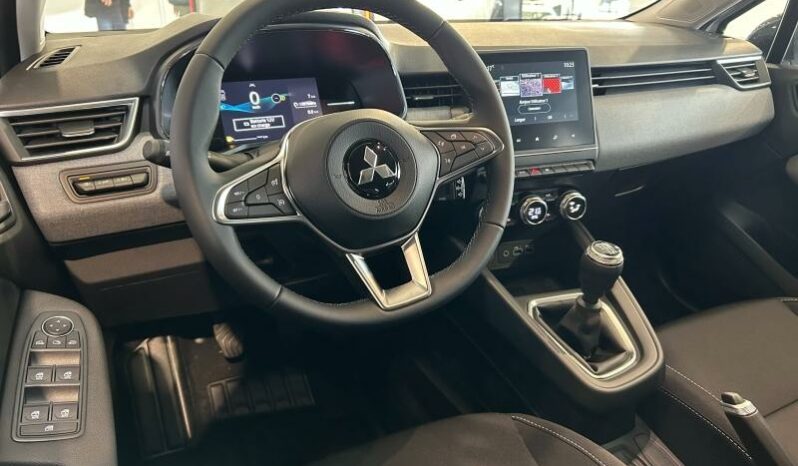 
								MITSUBISHI Colt full									