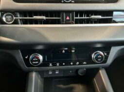 
										MITSUBISHI Outlander full									