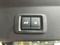 
										MITSUBISHI Outlander full									