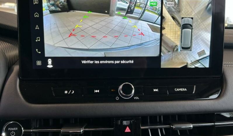 
								MITSUBISHI Outlander full									