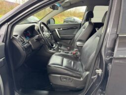 
										CHEVROLET Captiva full									