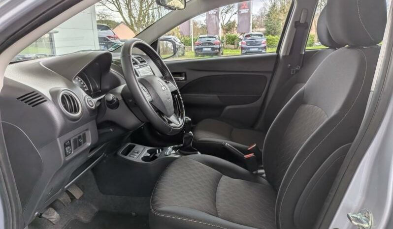 
								MITSUBISHI Space Star full									