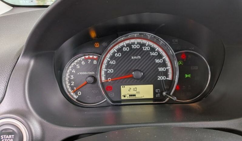 
								MITSUBISHI Space Star full									