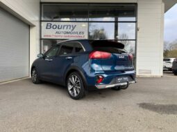 
										KIA Niro full									