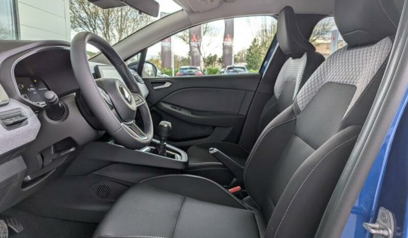 
								MITSUBISHI Colt full									