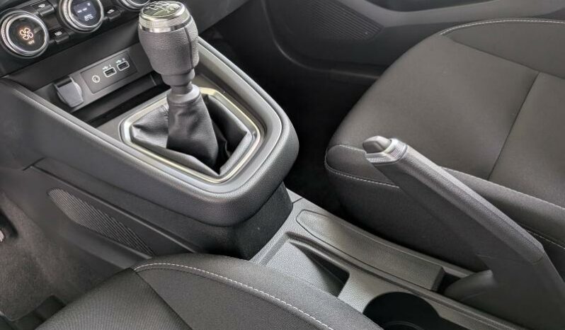 
								MITSUBISHI Colt full									