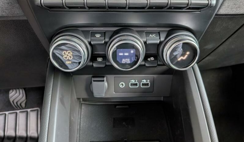 
								MITSUBISHI Colt full									