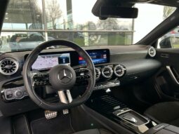 
										MERCEDES-BENZ CLA Shooting Brake full									