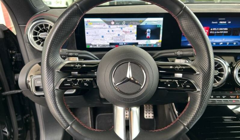 
								MERCEDES-BENZ CLA Shooting Brake full									