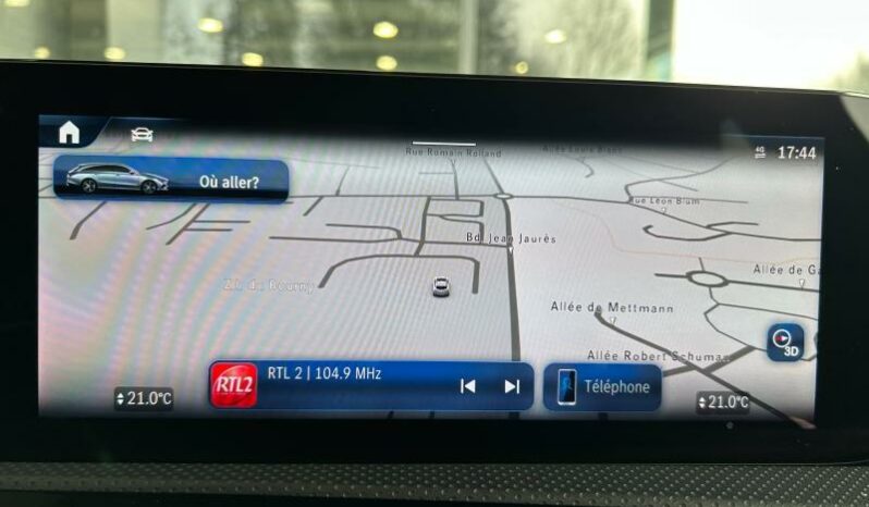 
								MERCEDES-BENZ CLA Shooting Brake full									