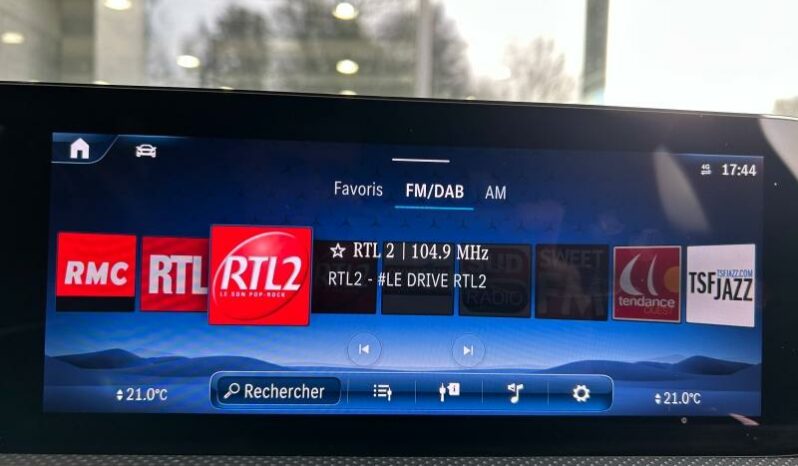 
								MERCEDES-BENZ CLA Shooting Brake full									