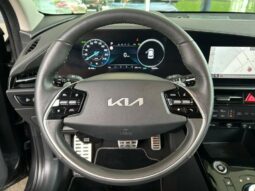 
										KIA Niro full									