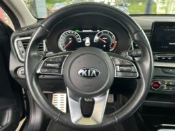 
										KIA XCeed full									