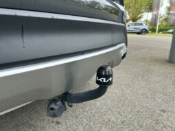 
										KIA XCeed full									