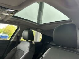 
										KIA XCeed full									