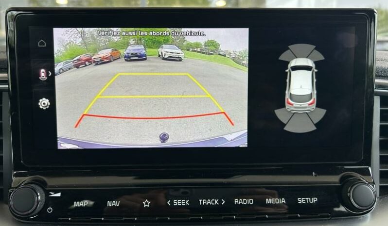 
								KIA XCeed full									