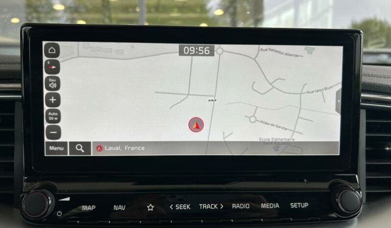 
								KIA XCeed full									